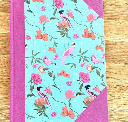 Gebundes Buch mit Buchbinde Set