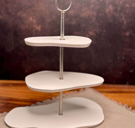 Detailansicht der Etageren-Verbindung zwischen Raysin-Tabletts